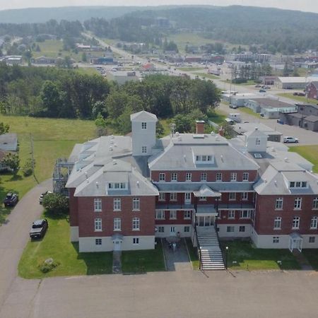 Le Couvent Apartman Sainte Anne-des-Chênes Kültér fotó